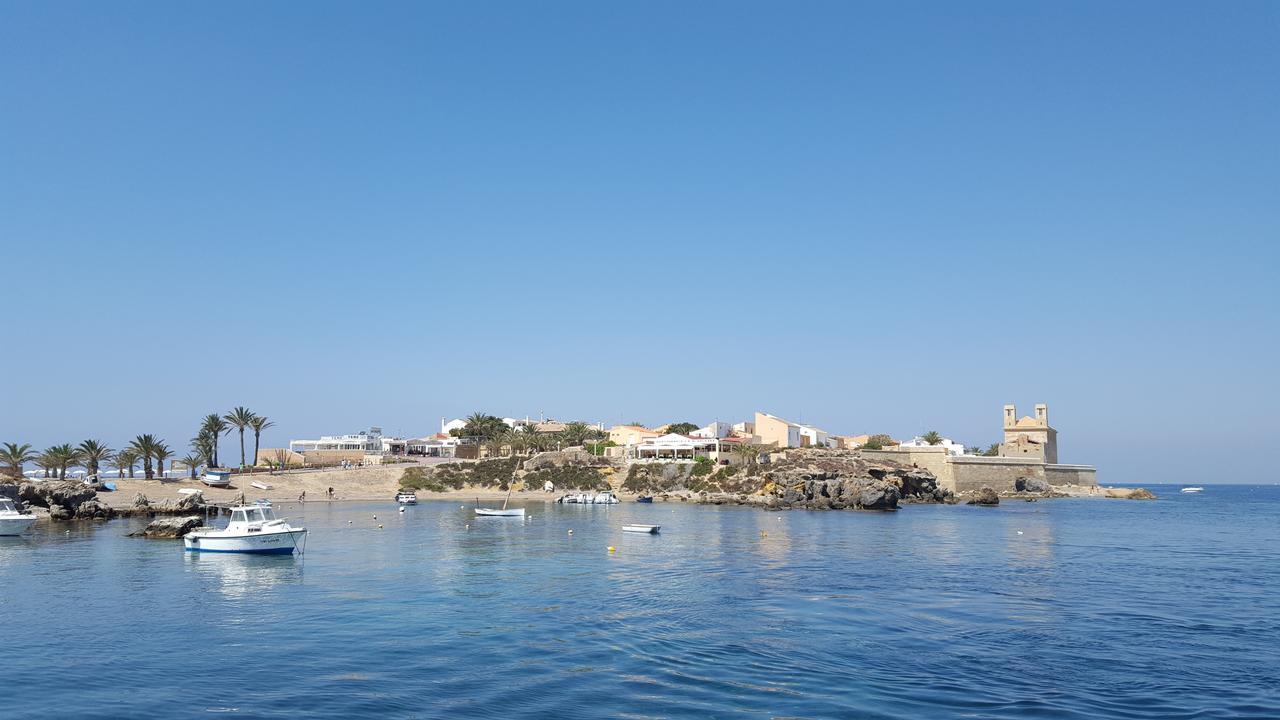 טבארקה Hotel Isla Plana מראה חיצוני תמונה