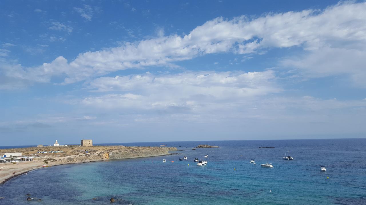 טבארקה Hotel Isla Plana מראה חיצוני תמונה