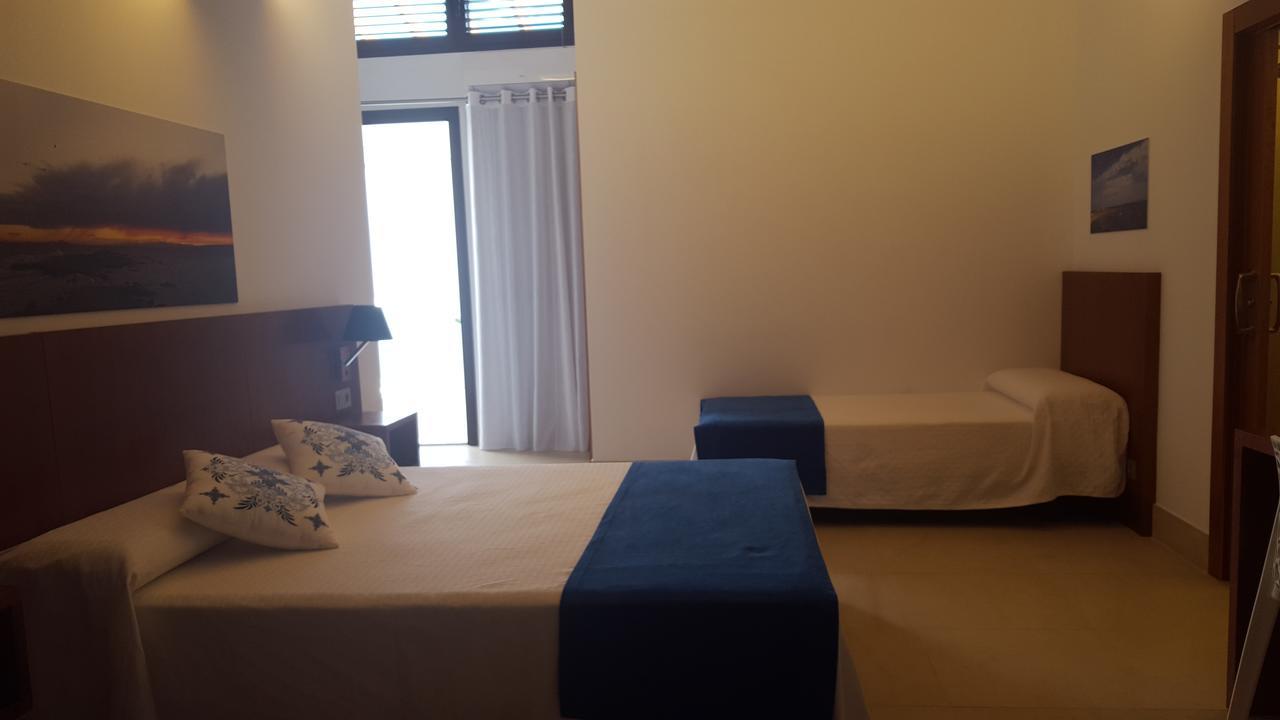 טבארקה Hotel Isla Plana מראה חיצוני תמונה
